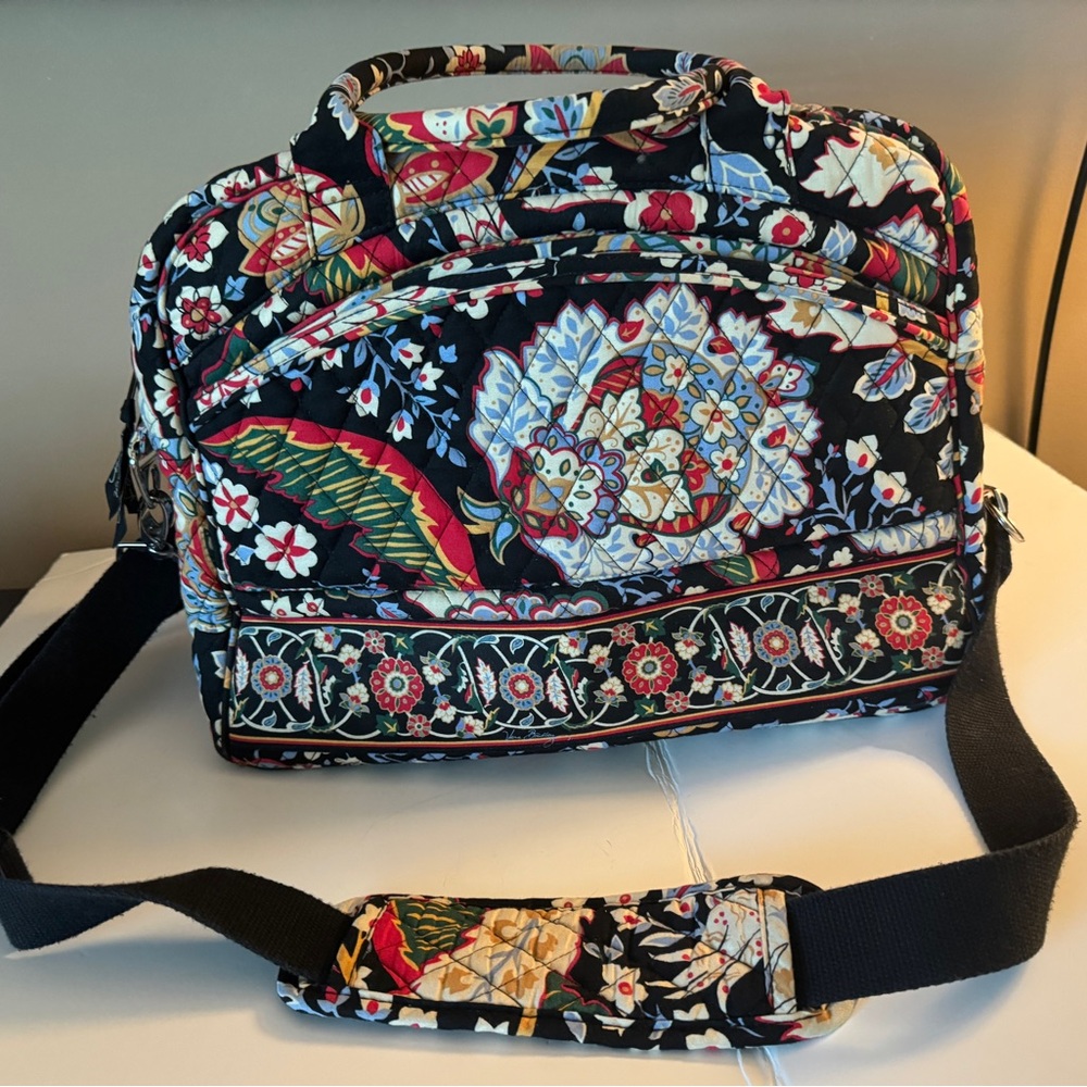 Vera Bradley quilted travel bag